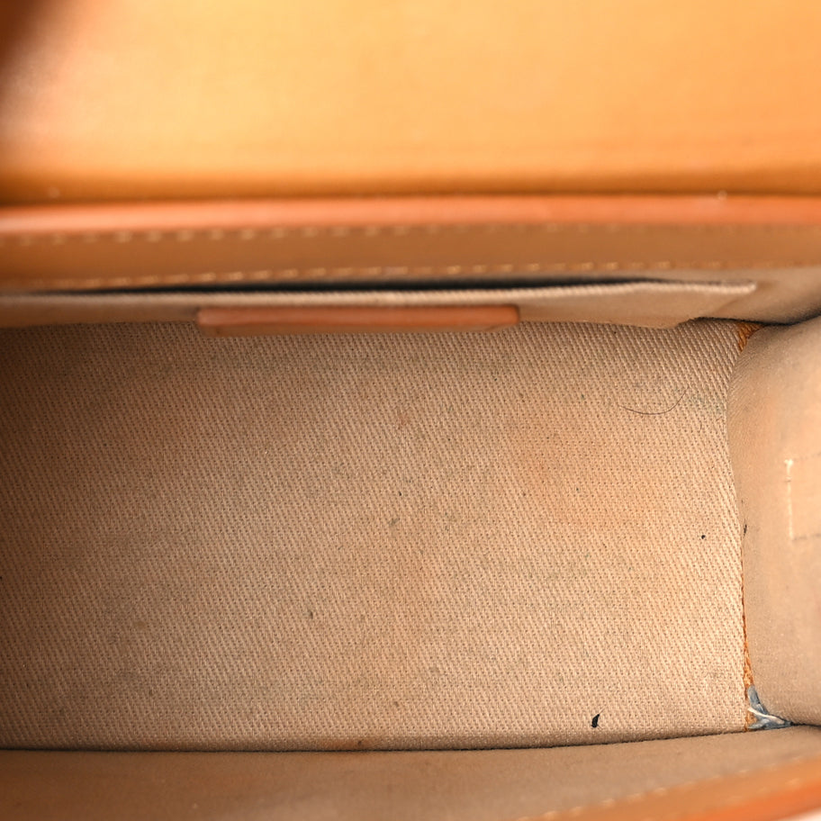 Jacquemus Smooth Calfskin Le Chiquito Moyen Beige Image 4