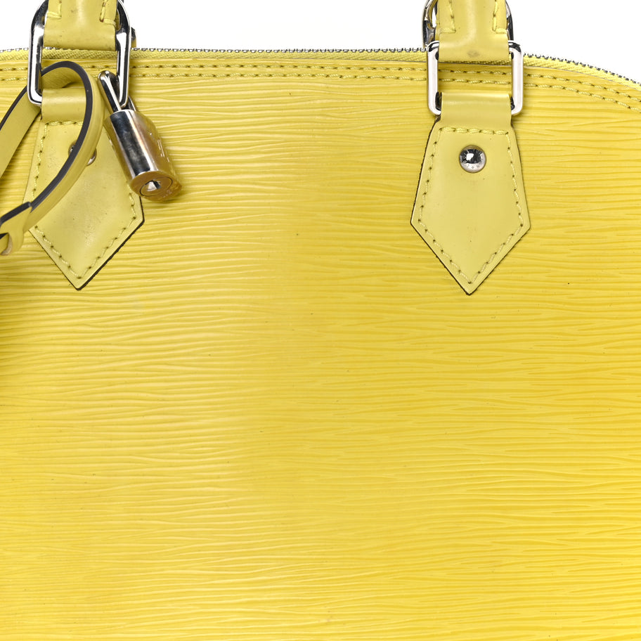Louis Vuitton Epi Alma MM Pistache Image 6