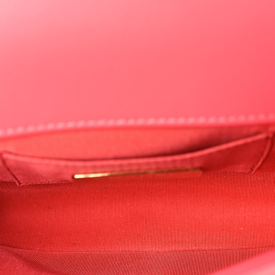 Chanel Lambskin Calfskin Quilted Shoulder Flap Bag  Red Image 4