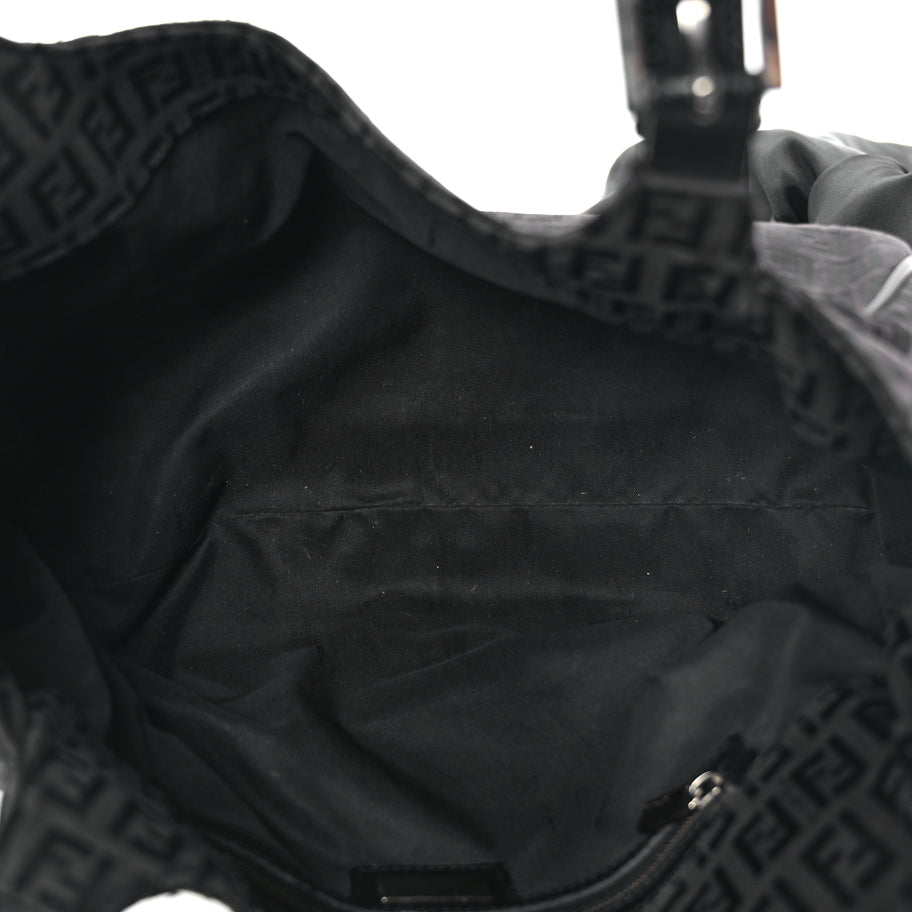 Fendi Zucchino Vitello Shoulder Bag Black Image 4