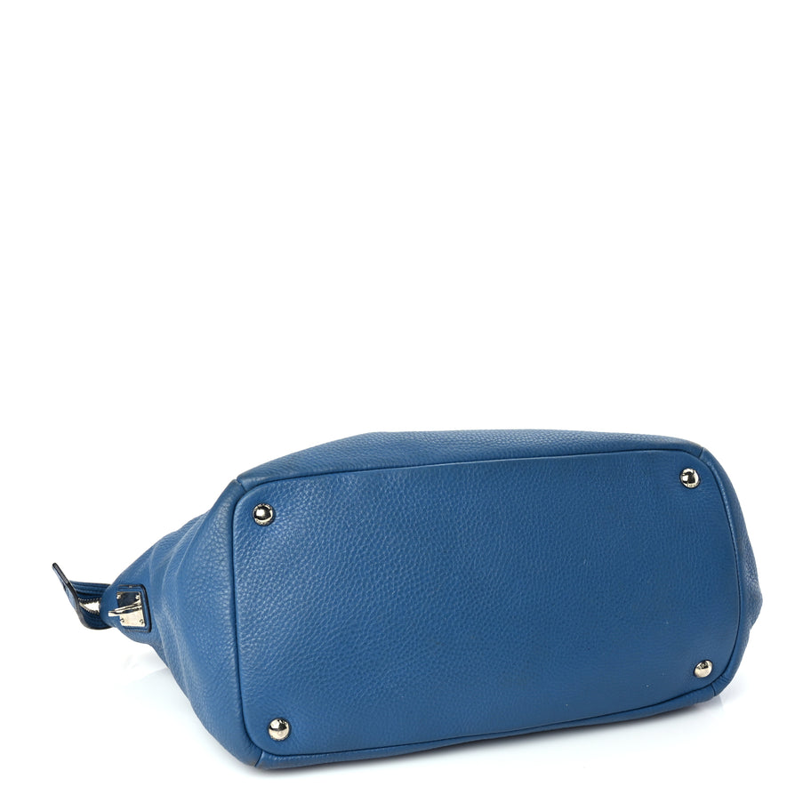 Prada Vitello Daino Shoulder Bag Cobalto Image 3