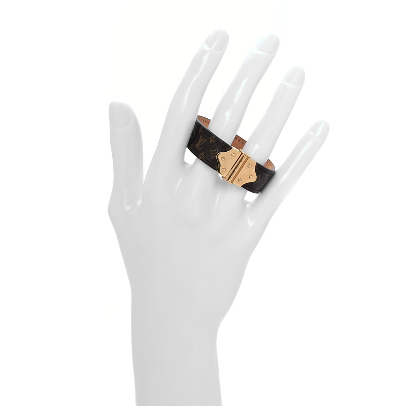  Louis Vuitton Nano monogram bracelet 17