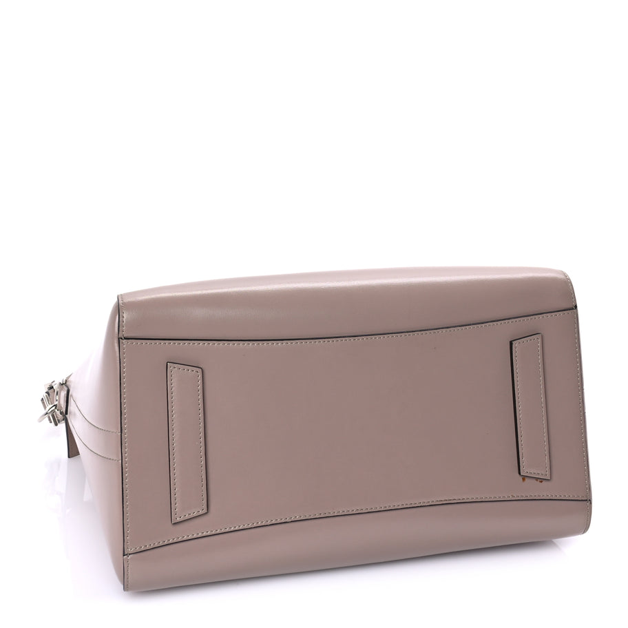 Givenchy Shiny Lord Calfskin Medium Antigona Taupe Image 3