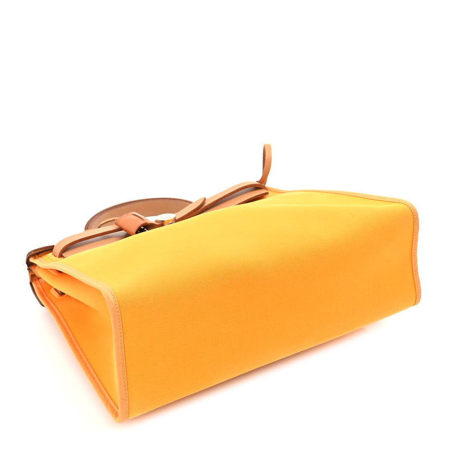 Hermes Toile Officer Vache Hunter Herbag Zip 31 PM Jaune Ambre Natural Image 4
