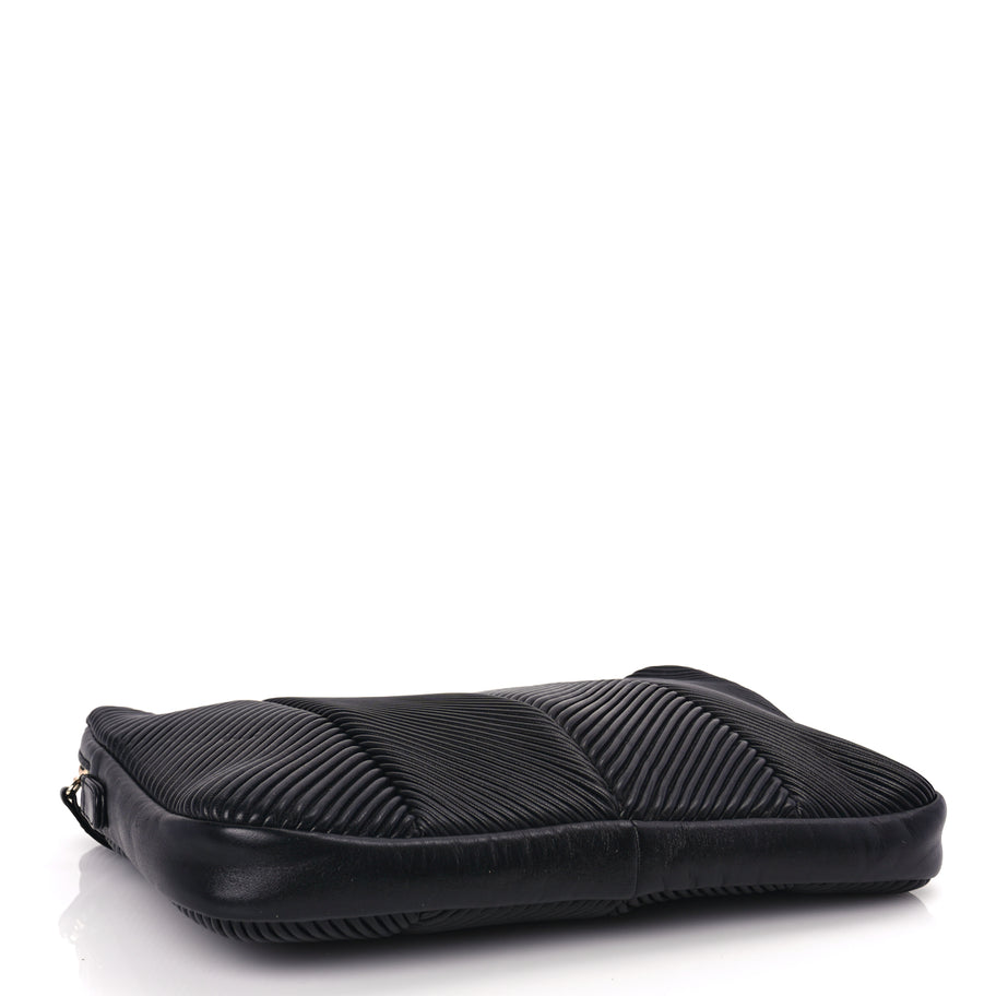 Chanel Lambskin Chevron Pleated Large Cosmetic Case Black Image 4