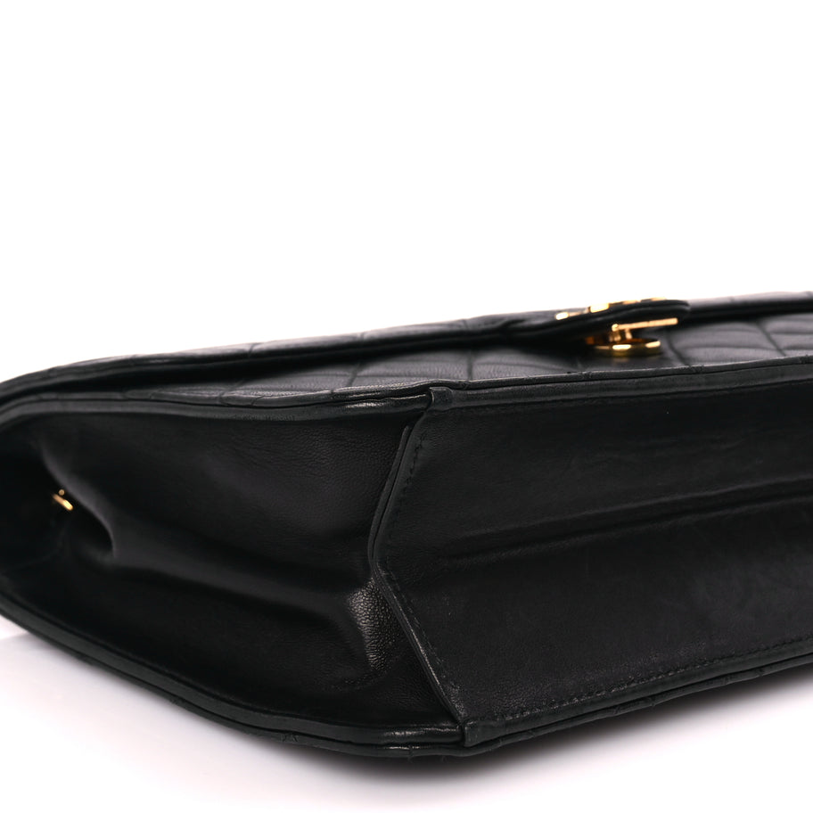 Chanel Lambskin Quilted Medium Single Flap Black Image 8