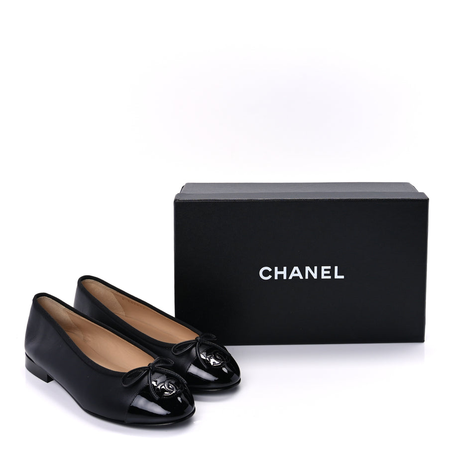 Chanel Lambskin Patent Cap Toe CC Ballerina Flats 37  Black Image 9