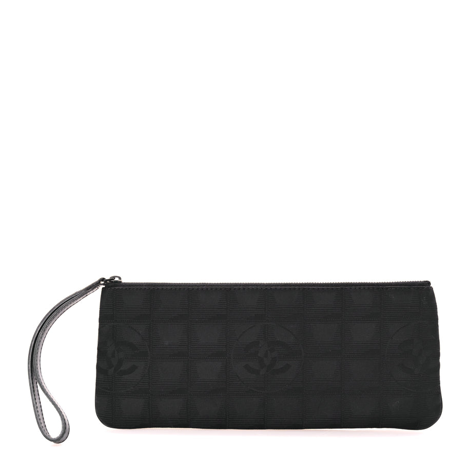Chanel Nylon Travel Ligne Zip Wristlet Black Image 1