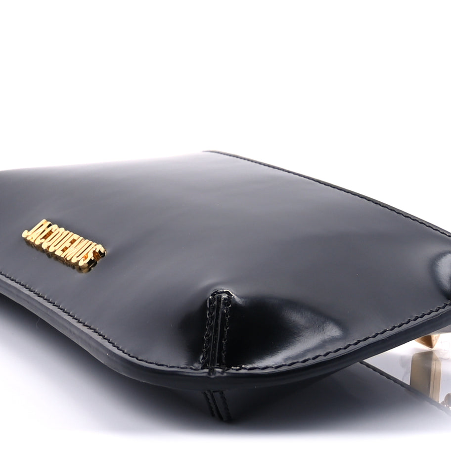 Jacquemus Glazed Calfskin The Small Bisou Chaine Shoulder Bag Black Image 7