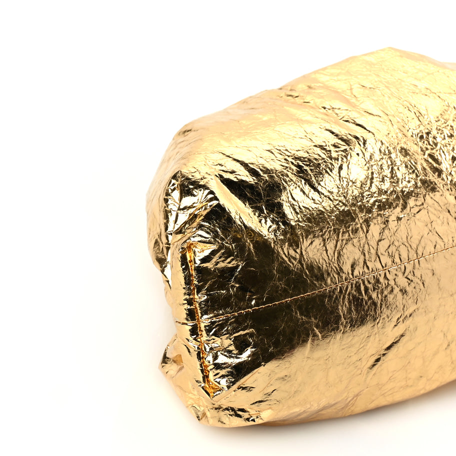 Bottega Veneta Metallic Crinkled Lambskin The Pouch Oversized Clutch Oro Image 8