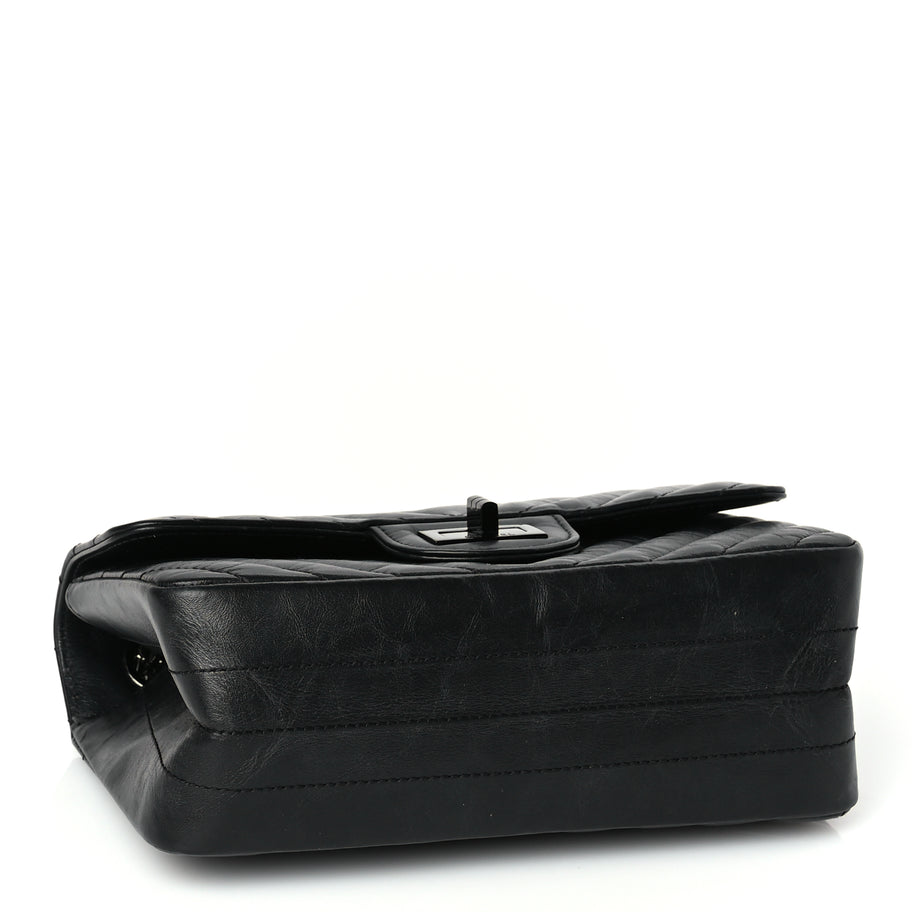 Chanel Aged Calfskin Quilted 2.55 Reissue Mini Flap So Black Image 3
