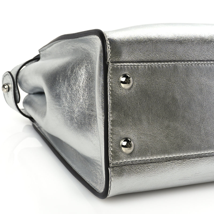 Fendi Vitello Catalan Mirror Medium Peekaboo Iconic Satchel Argento Image 7