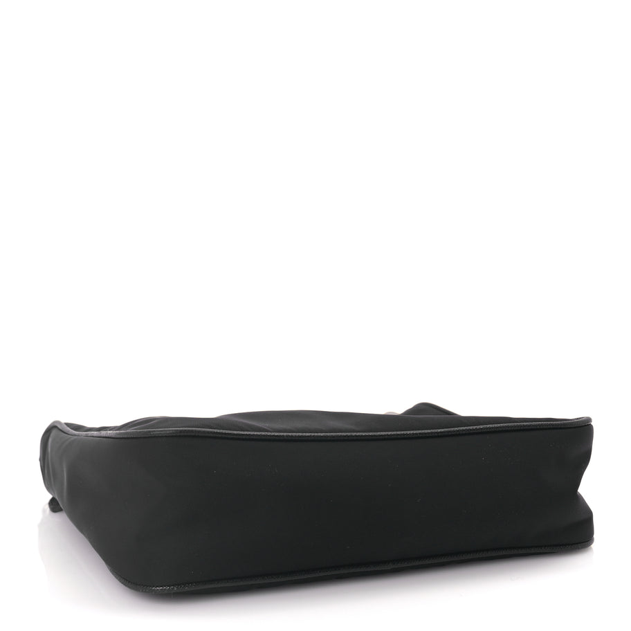 Prada Nylon Re-Edition 2005 Shoulder Bag Black Image 3