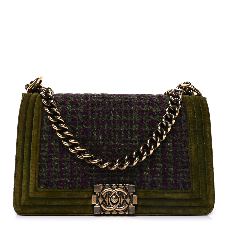  Chanel Velvet Tweed Medium Boy Flap Green