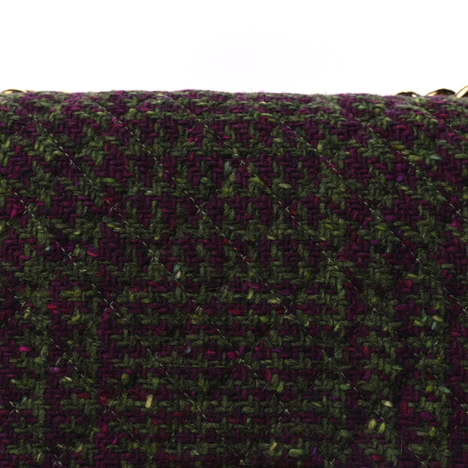 Chanel Velvet Tweed Medium Boy Flap Green Image 6