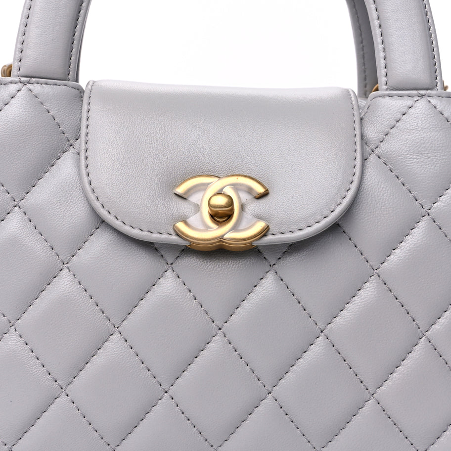Chanel Shiny Aged Calfskin Quilted Nano Kelly Shopper  Light Grey Image 6