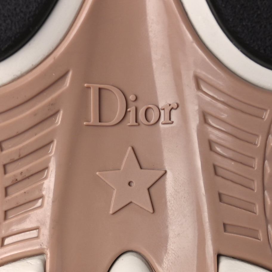 Christian Dior Suede Mesh Dior Chrono Sneakers 38.5 Beige Image 7
