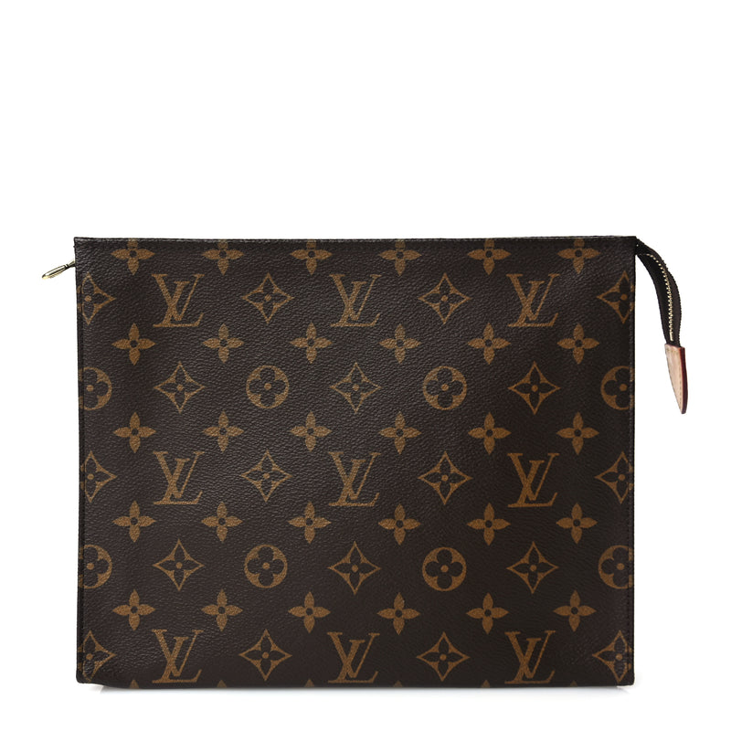  Louis Vuitton Monogram Toiletry Pouch 26