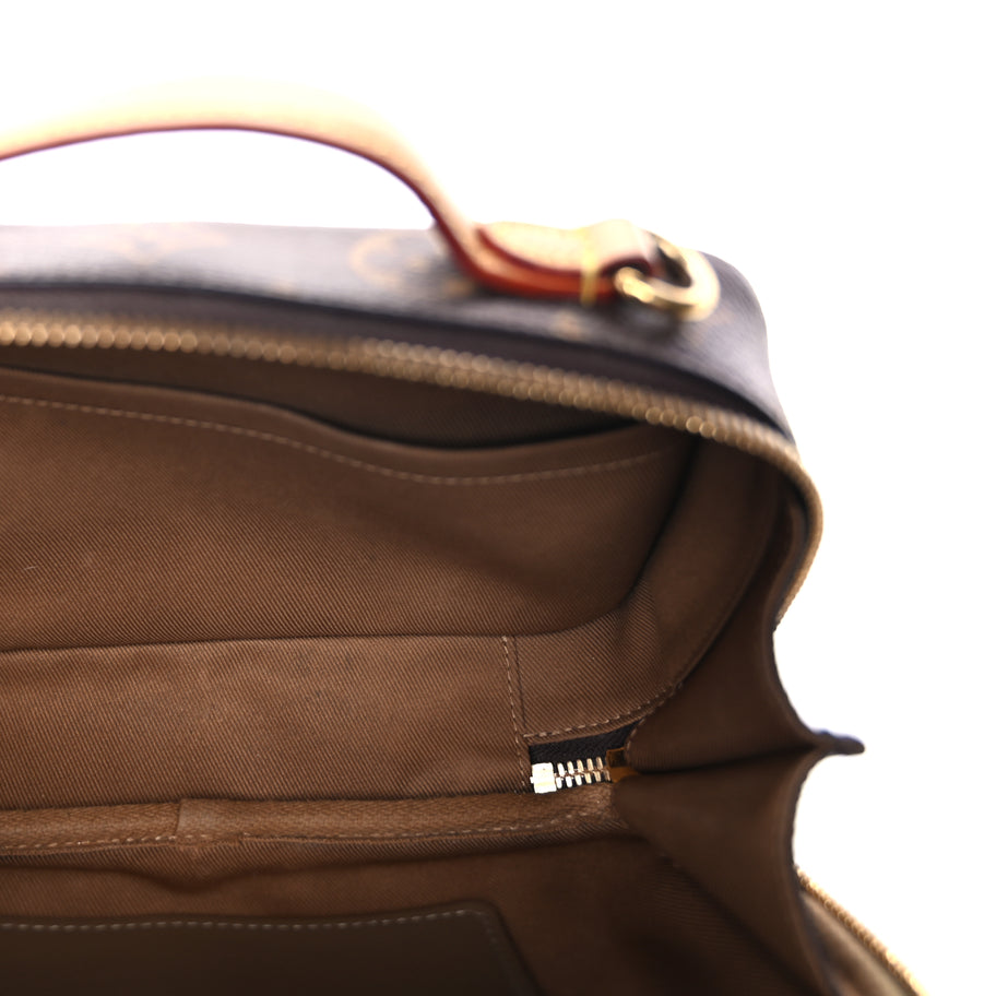 Louis Vuitton Monogram Utility Crossbody Image 4