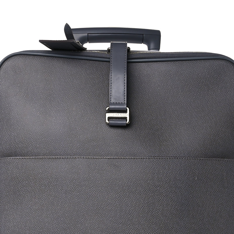  Louis Vuitton Taiga Pegase 55  Glacier