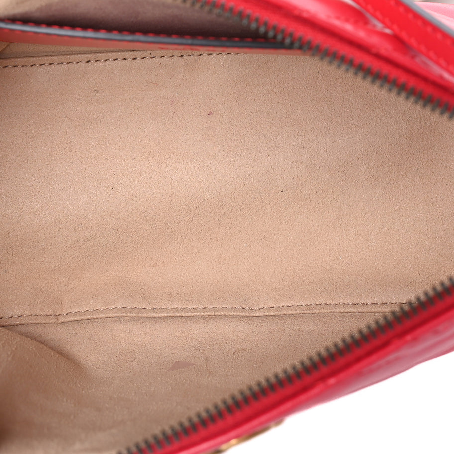 Gucci Calfskin Matelasse Chevron GG Marmont Sling Shoulder Bag  Rosso Image 4