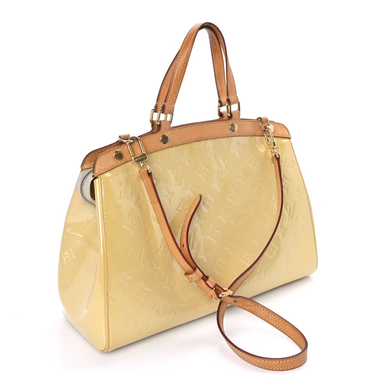  Louis Vuitton Vernis Brea MM  Blanc Corail