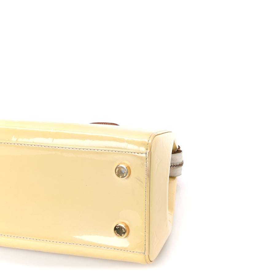 Louis Vuitton Vernis Brea MM  Blanc Corail Image 8