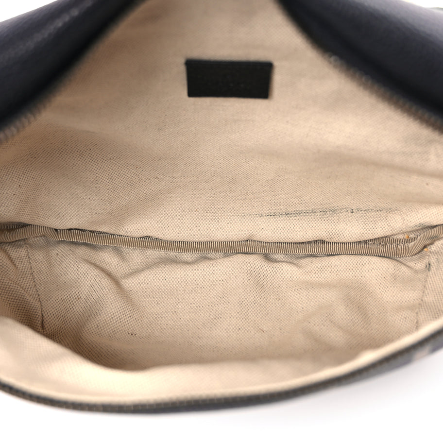 Gucci Grained Calfskin Logo Belt Bag Black Image 4