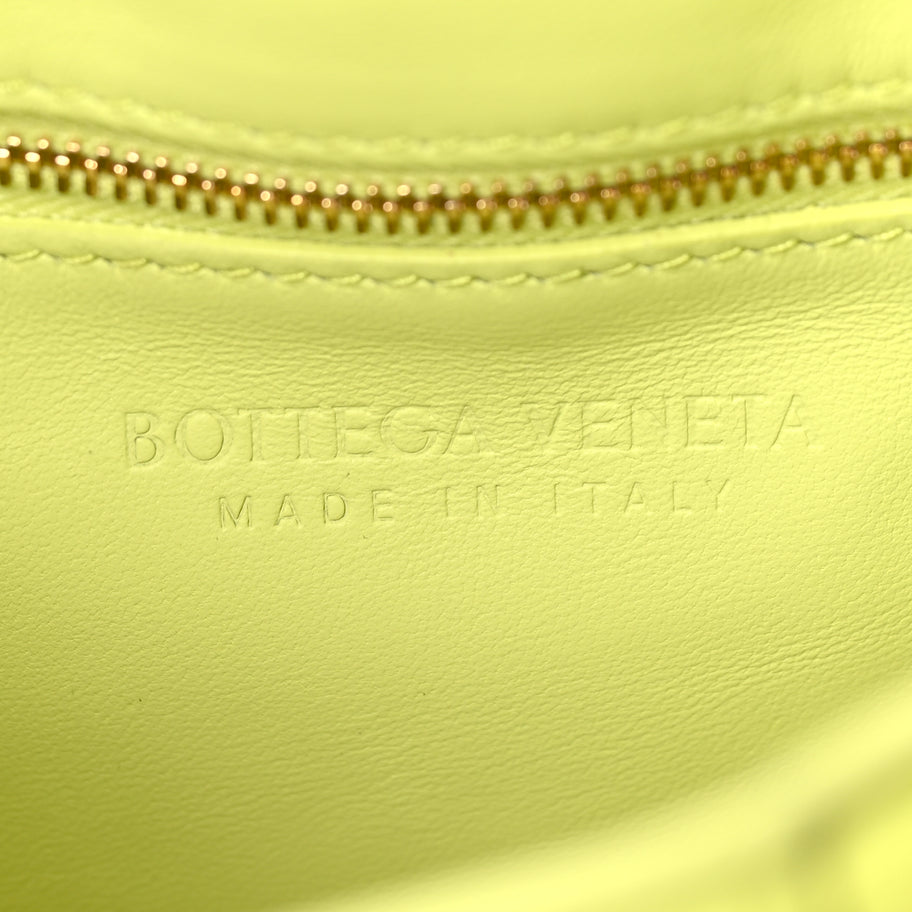Bottega Veneta Lambskin Maxi Intreccio Padded Chain Cassette Crossbody Bag  Kiwi Image 5