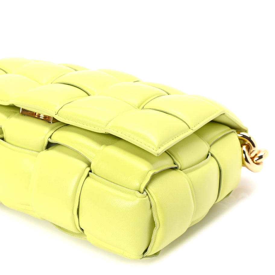 Bottega Veneta Lambskin Maxi Intreccio Padded Chain Cassette Crossbody Bag  Kiwi Image 8