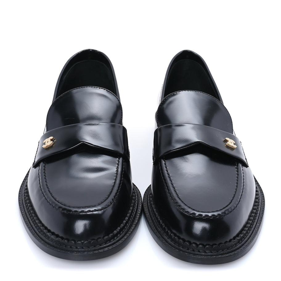 Chanel Shiny Calfskin CC Loafers 42  Black Image 3