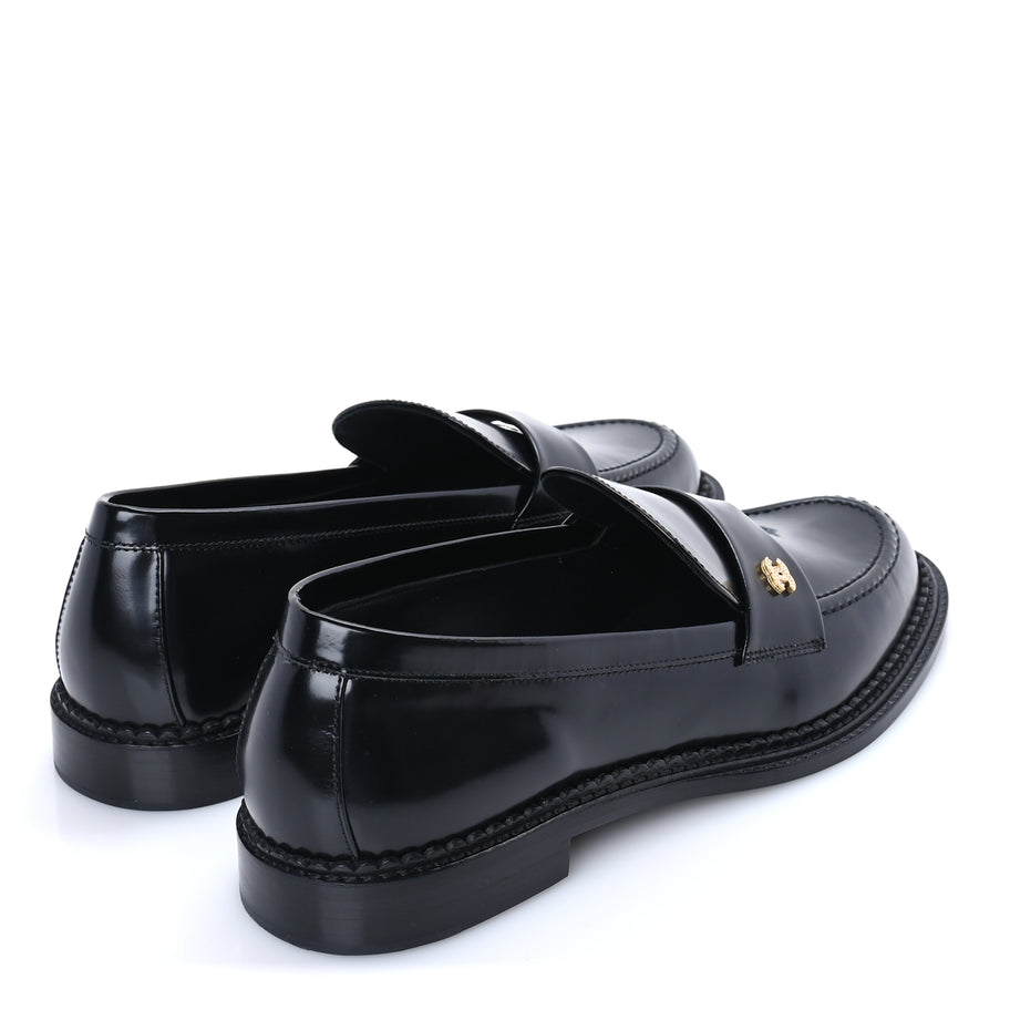 Chanel Shiny Calfskin CC Loafers 42  Black Image 4