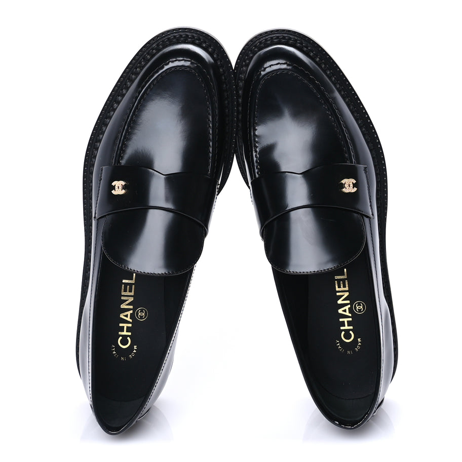 Chanel Shiny Calfskin CC Loafers 42  Black Image 5