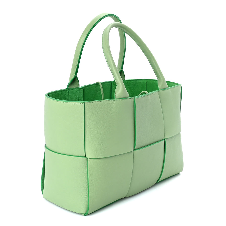 Bottega Veneta Nappa Maxi Intrecciato Medium Arco Tote  Pistachio Parakeet Image 2