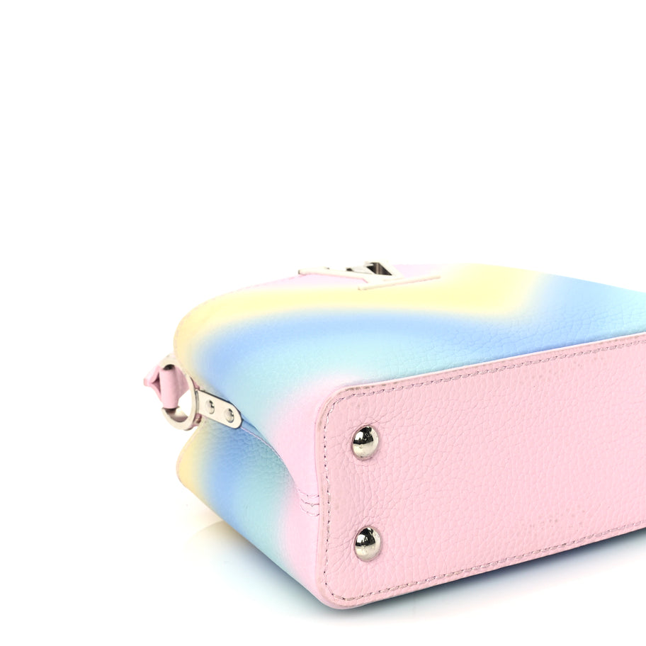 Louis Vuitton Taurillon Mini Degrade Rainbow V Capucines Image 8