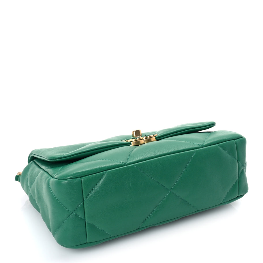 Chanel Lambskin Quilted Medium 19 Flap  Green Image 3