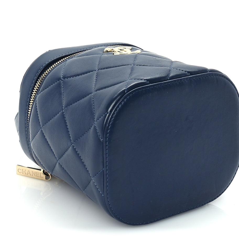 Chanel Lambskin Quilted Trendy Vanity Case Blue Image 8