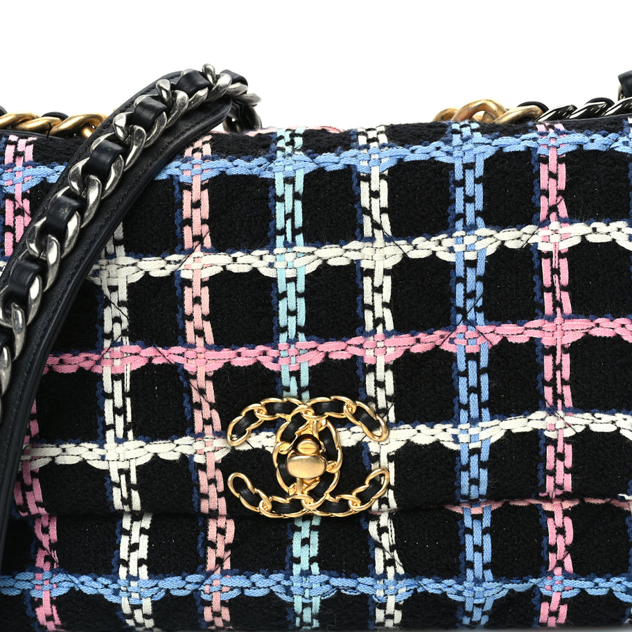 Chanel Tweed Quilted Medium 19 Flap Black Blue Pink Image 7