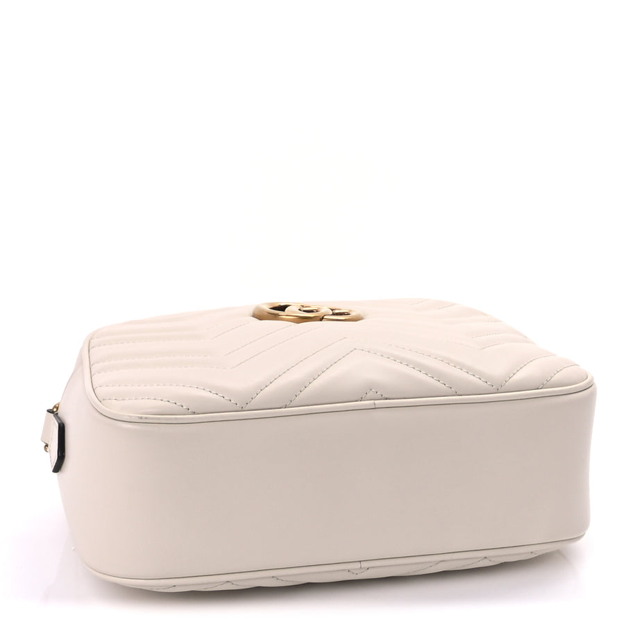 Gucci Calfskin Matelasse Small GG Marmont Chain Shoulder Bag  White Image 3