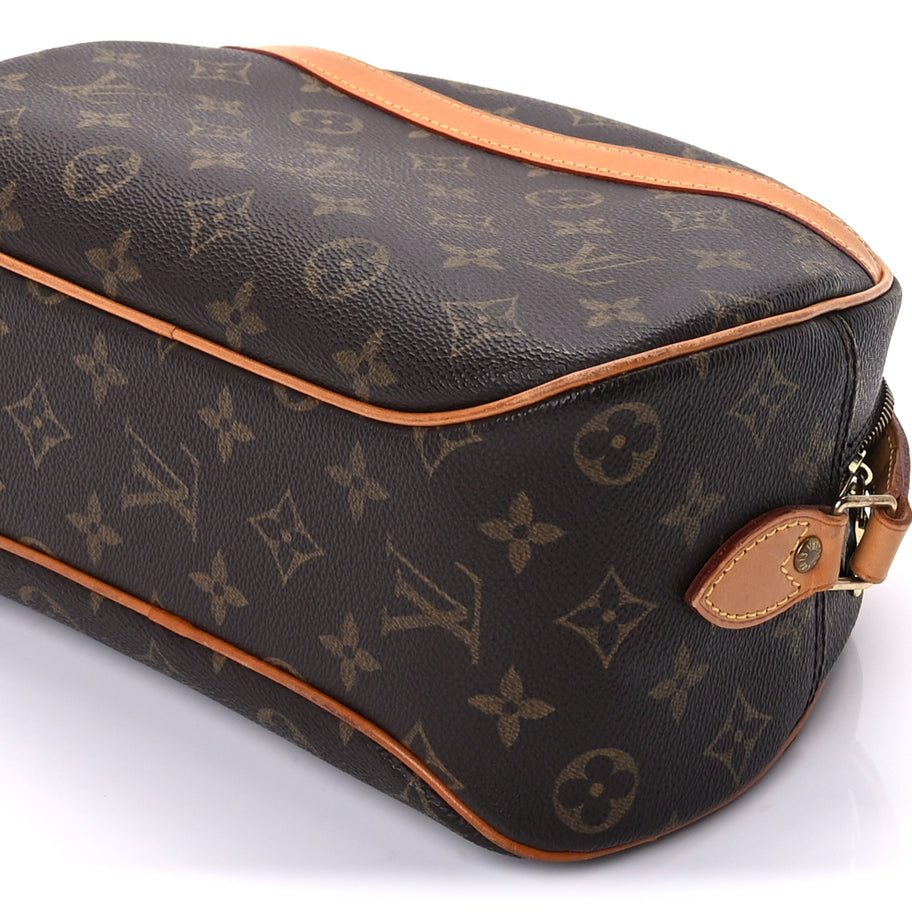 Louis Vuitton Monogram Blois Image 8