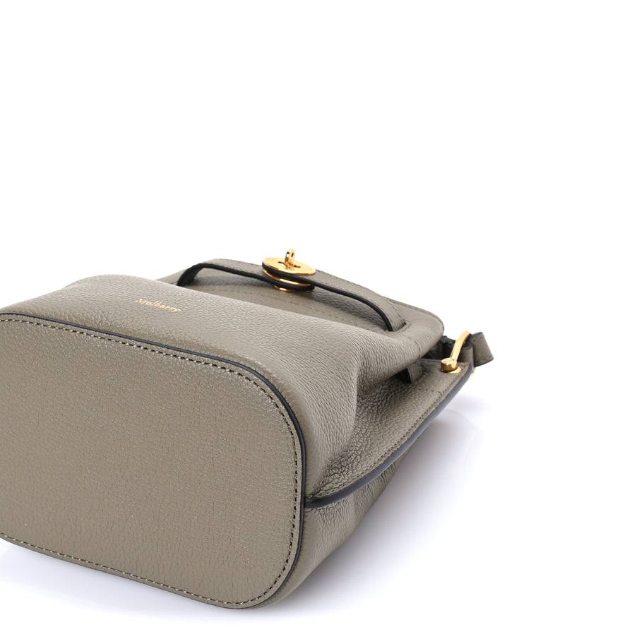 Mulberry Grained Calfskin Islington Bucket Bag  Linen Green Image 8