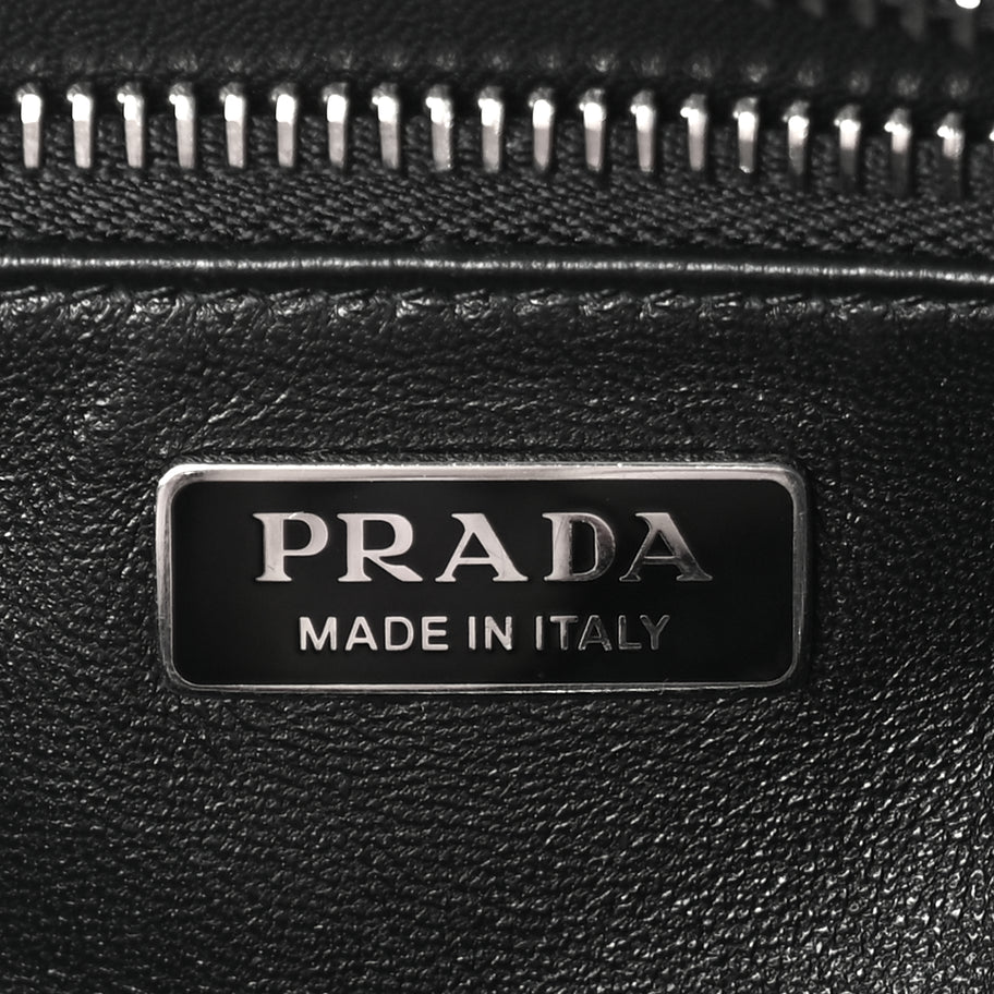 Prada Nappa Antique Re-Edition 2002 Barrel Shoulder Bag  Black Image 5
