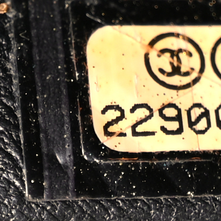 Chanel Lambskin Quilted Medium Cosmetic Case Black Image 11