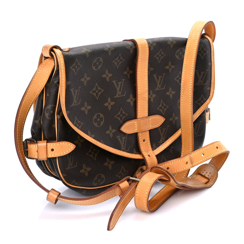  Louis Vuitton Monogram Saumur 30