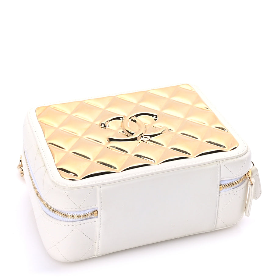 Chanel Lambskin Quilted Golden Plate Vanity Case White Gold Image 3