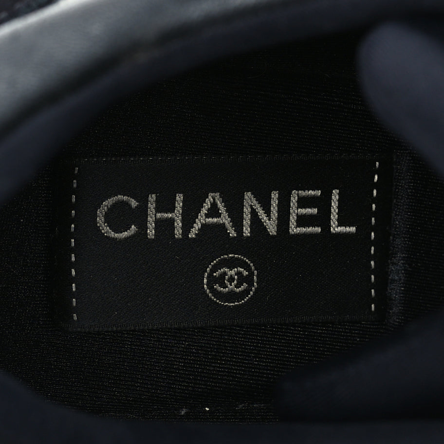 Chanel Toile Suede Calfskin CC Mens Sneakers 41  Black Image 7