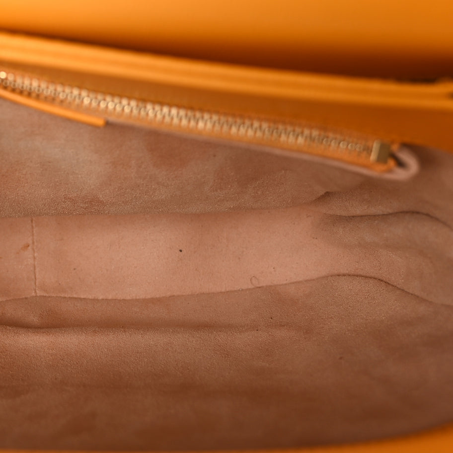 Gucci Textured Calfskin Horsebit 1955 Shoulder Bag  Yellow Image 4