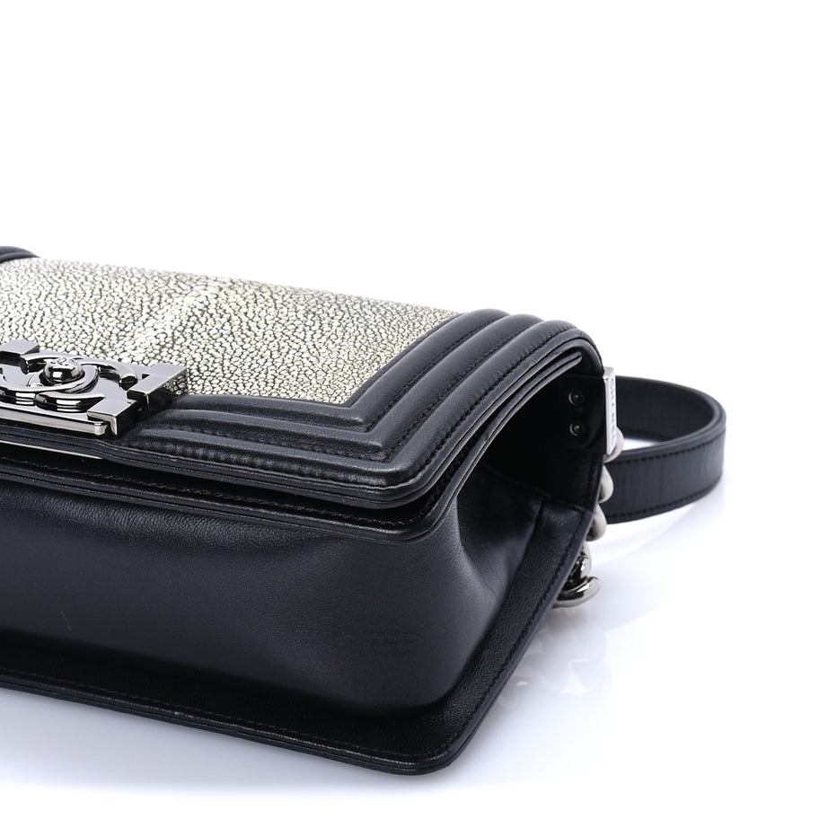 Chanel Galuchat Stingray Small Boy Flap Black Image 9