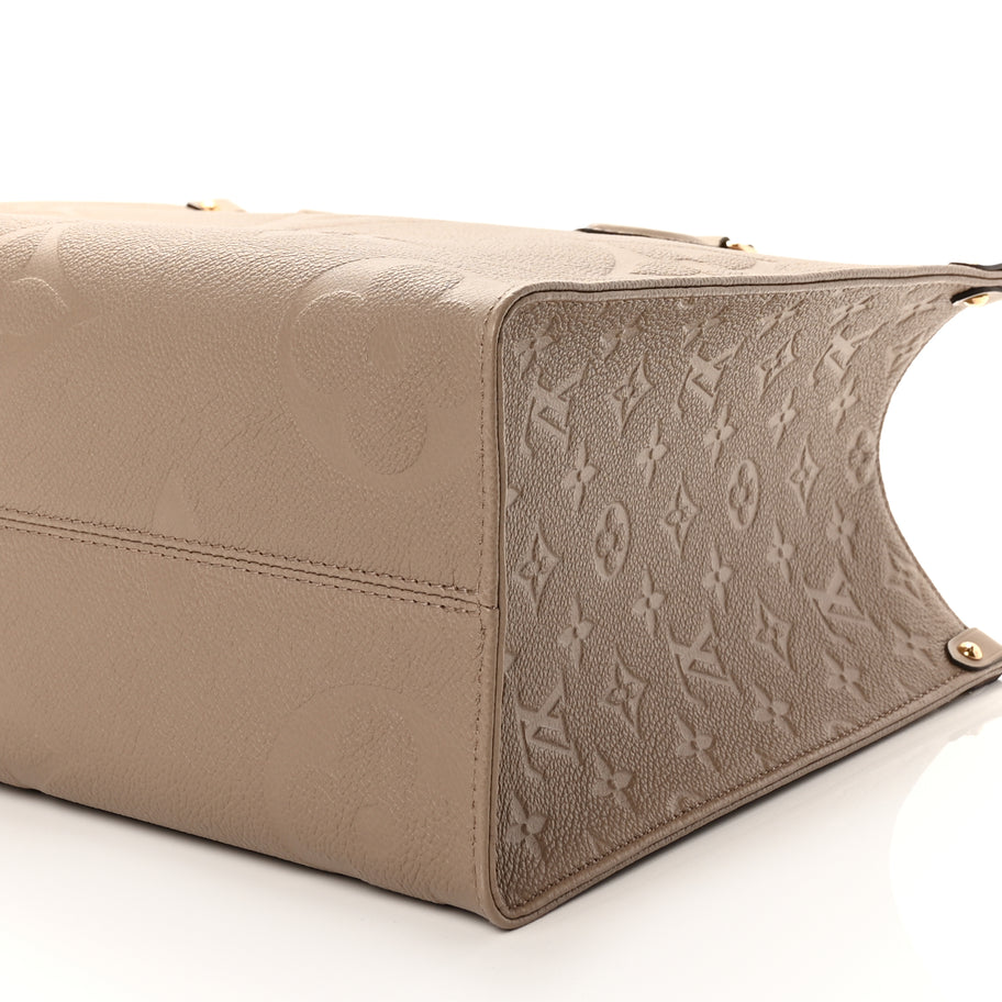 Louis Vuitton Empreinte Monogram Giant Onthego MM Tourterelle Image 8