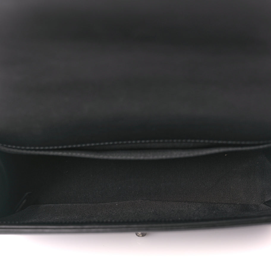 Chanel Calfskin Quilted Medium Boy Flap Black Image 4